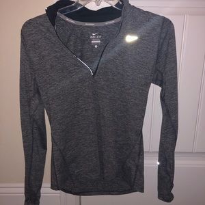 NIKE long sleeve fleece